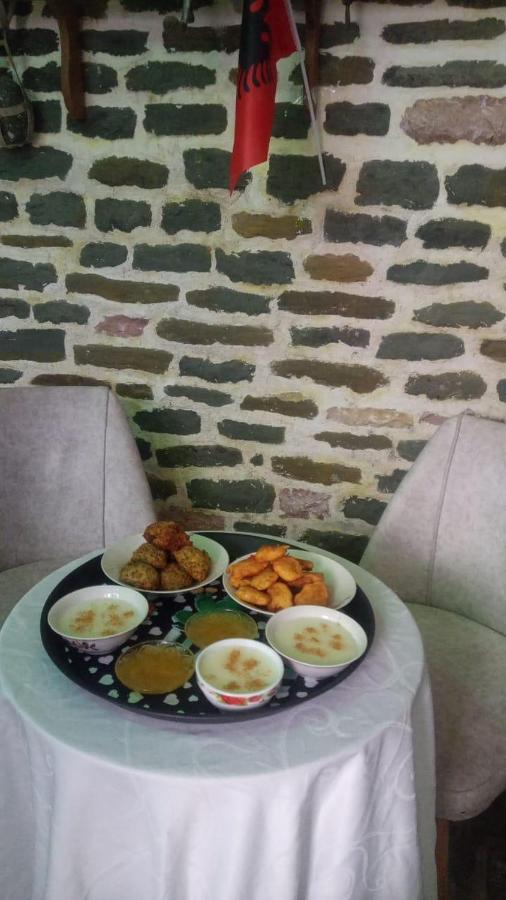 House Hotel Gjirokaster Bagian luar foto